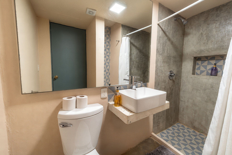 Bathroom 2, Labná 57, Benito Juárez