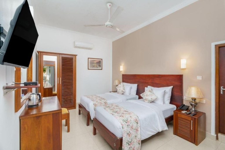 Room 2, Hotel TravllersNest Kandy, K.F.G. & G. Korale