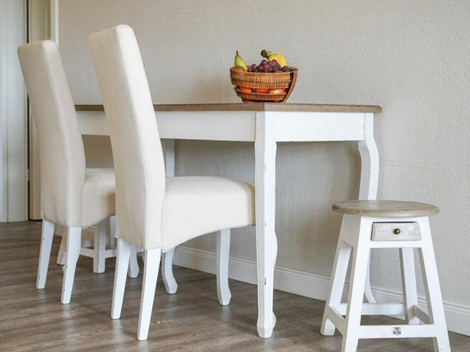Dining 5, Kohstall in the Haubarg Ossenhoff, Nordfriesland