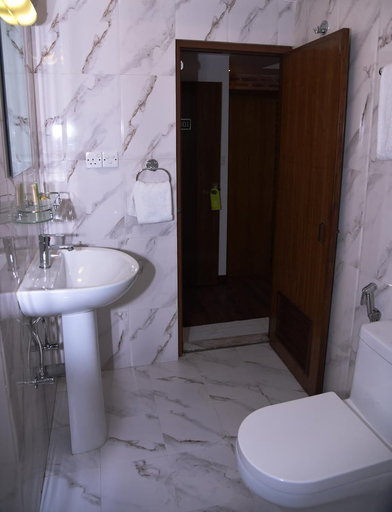 Bathroom 4, Kailash Kuti Inn, Bagmati