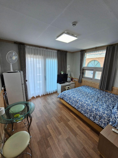 Bedroom 4, Yangyang Muhak Motel, Yangyang