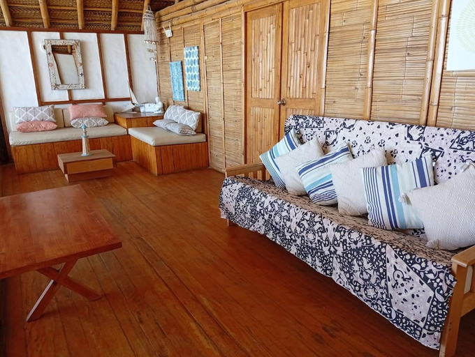 Living area 2, House Oceanfront in Punta Veleros, Talara