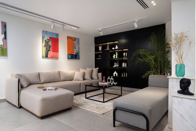 Living area 5, Amazing Deal at Elevens by Spacey #5, Al-Ma'adi