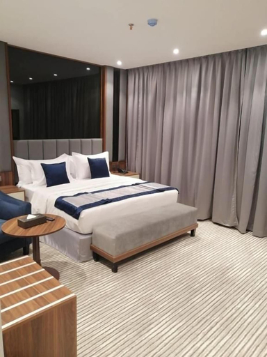 Bedroom 5, Tulip View Hotel