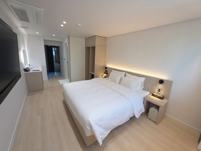 Room 3, Hound Hotel Mokpo Sangdong, Muan