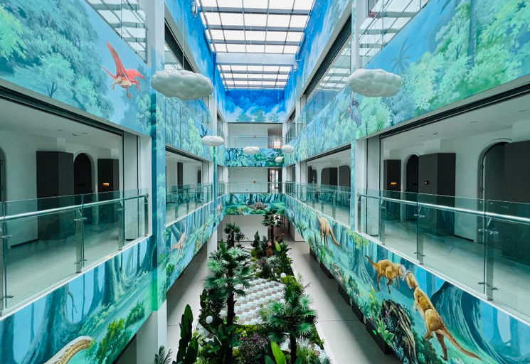 Sport & Beauty 2, Dinosaur Hotel, Zigong