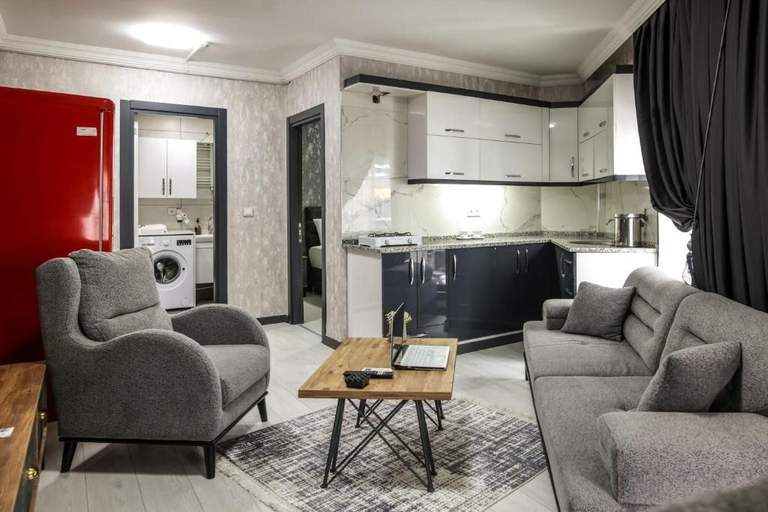 Living area 4, Çınar Suit Hotel, Buca