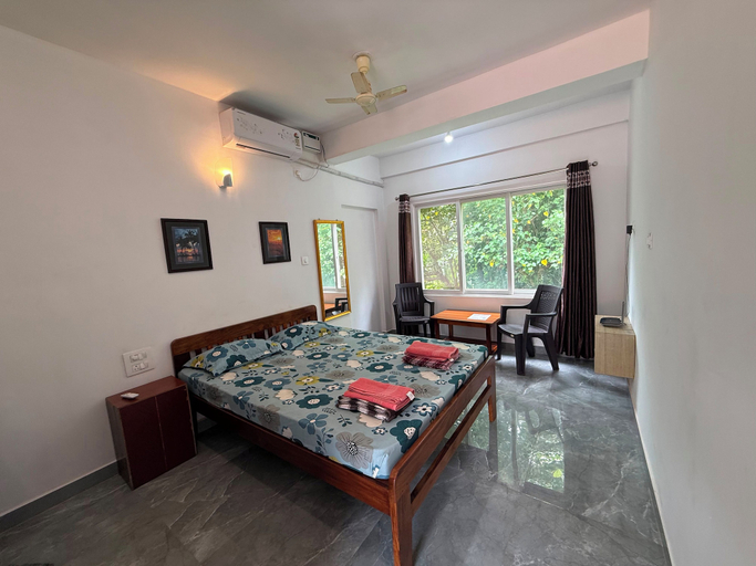 Room 3, Room-friends Stay Studio R-9 1st Floor b, North Goa