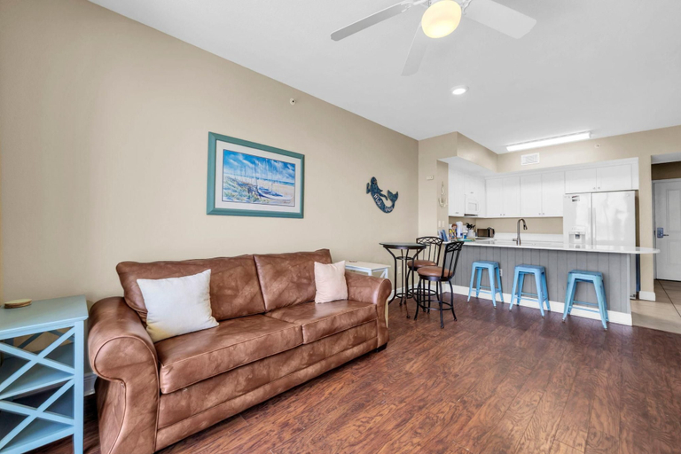 Living area 5, Celadon 1505 - Turquoise Oasis, Bay