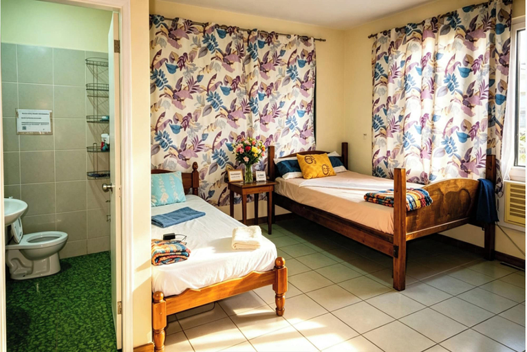 Room 4, The Green Gecko, Coron