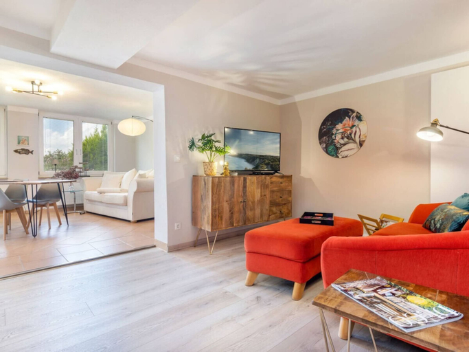 Living area 3, Holiday Apartment in Binz With Swimming Pool, Vorpommern-Rügen