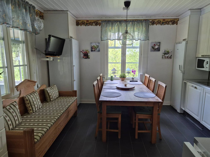 Dining room 4, Holiday house with lots of charm, Kramfors