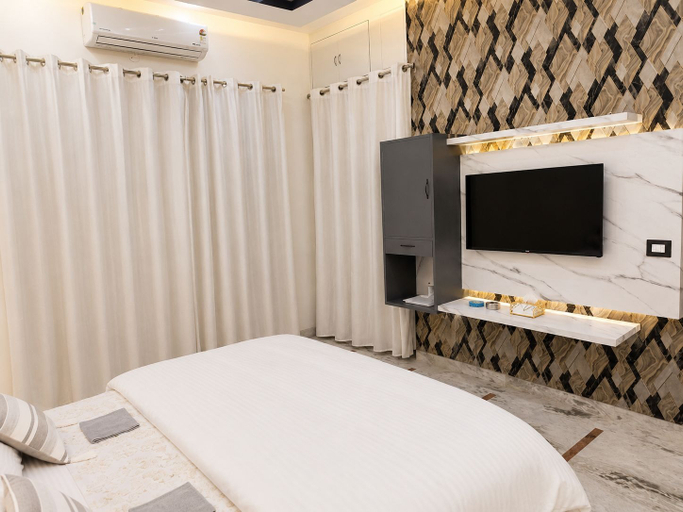 Room 2, Rebon Guest House, Ludhiana