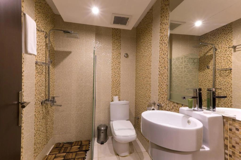 Bathroom 4, Holiday Jazan Hotel, Jizan