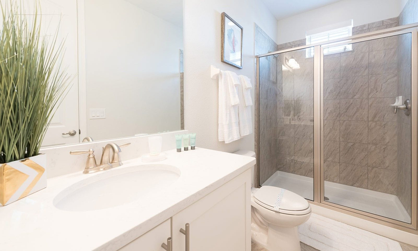Bathroom 4, Spacious Abode With Spillover Spa in Encore, Osceola