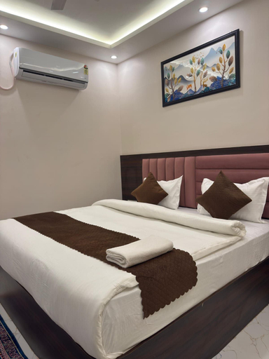 Room 3, Panchmukhi Restaurant Inn, Faizabad