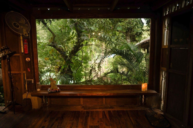 Living room 2, Zen Marie Tanay, Tanay