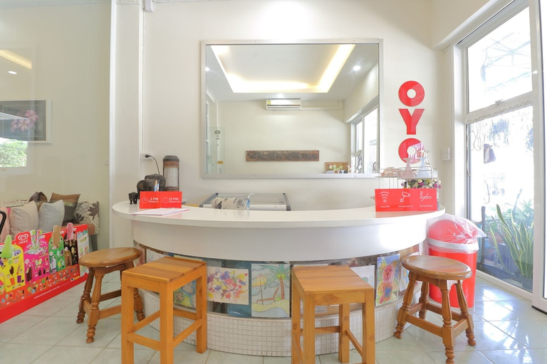 Bathroom 4, Saen Sabai Hostel, Bang Phli