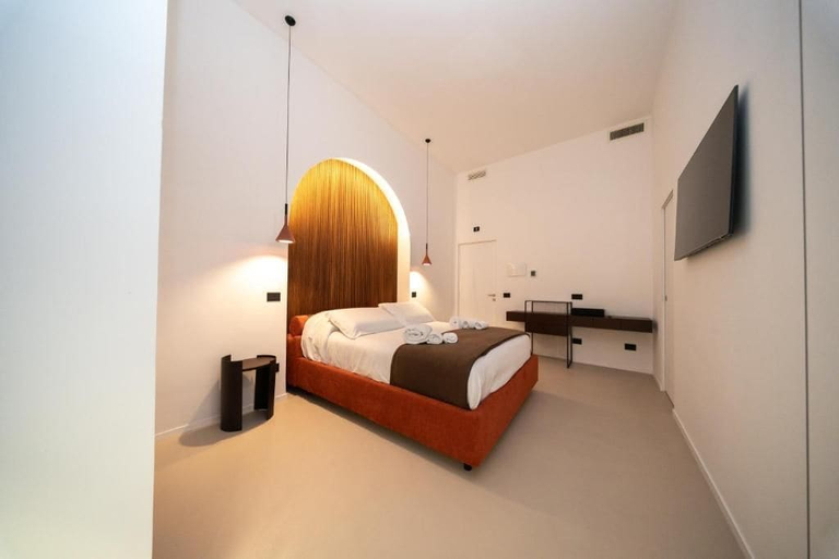 Room 3, Donna Isabella - Boutique Rooms, Salerno