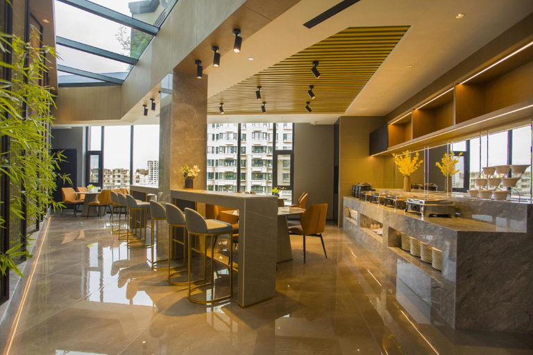 Food & Drinks 4, Fuji International Hotel Zhangbei Qingming Street, Zhangjiakou