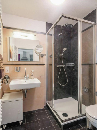 Bathroom 5, Holiday Apartment With 1 Bedroom, Aurich