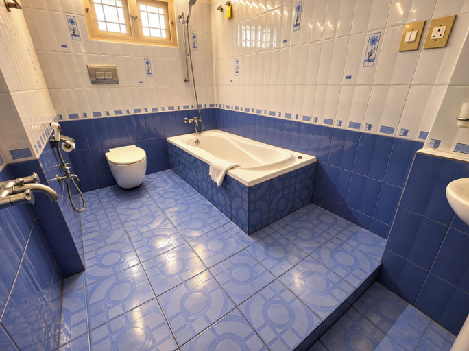 Bathroom 4, Cleety's by MGDC, Ernakulam