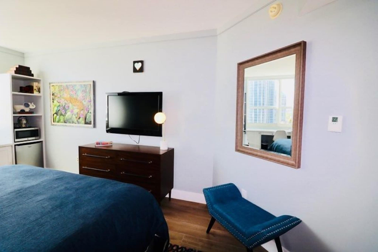 Interior 4, Adorable 12th Floor Standard Unit-parking Included, Miami-Dade