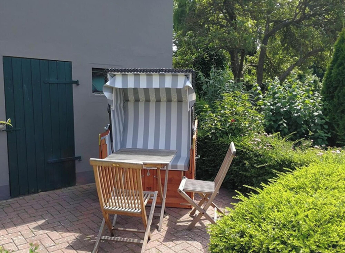 Terrace/patio 2, Country House on the Riverbank, Apartment 1, Ostholstein