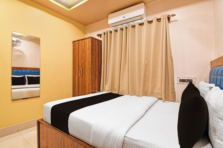 Room 4, Collection O Kalyani Expressway Kolkata, North 24 Parganas