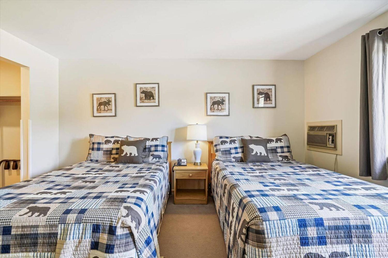 Bedroom 2, Cedarbrook Junior Suite 11517, Windsor
