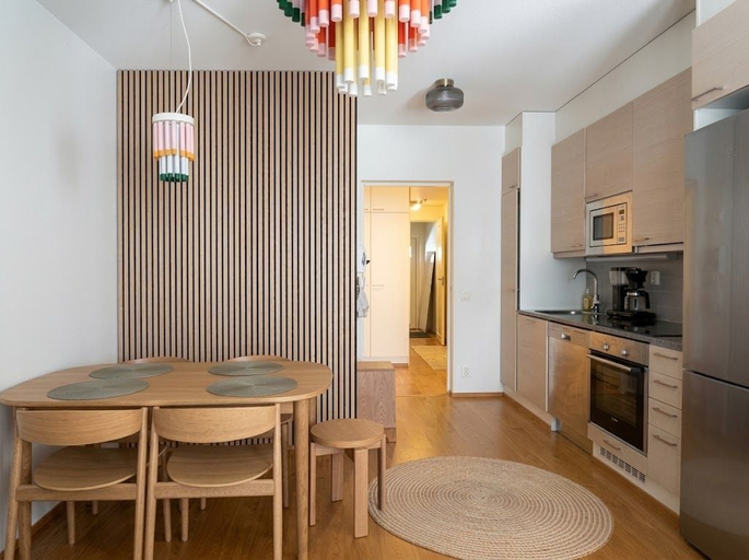 Private kitchen, Stylish 1BR Apt with Prime Location, Uusimaa