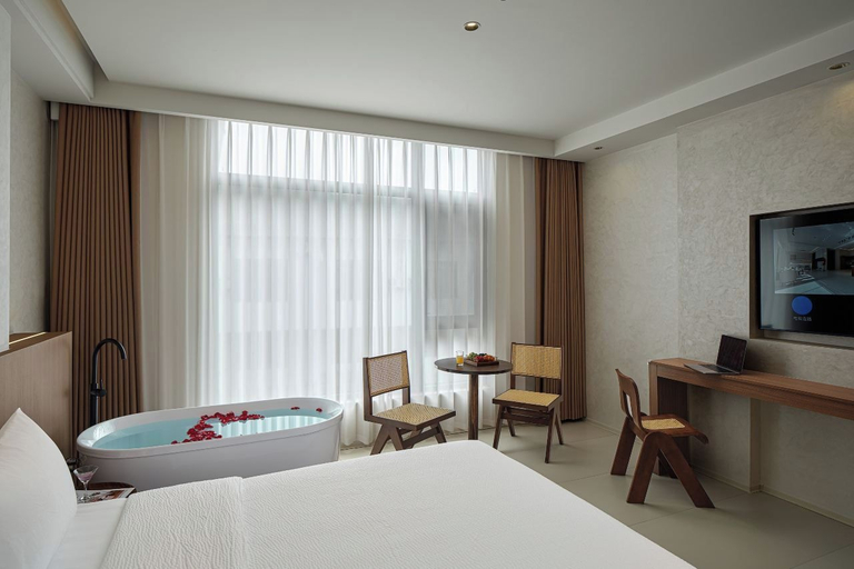 Room 5, JoyMaple Court Hotel (Wulingyuan Mark), Zhangjiajie