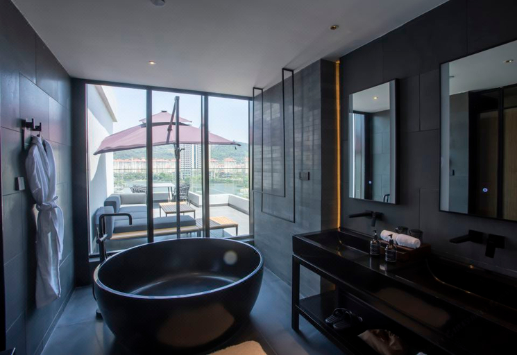 Bathroom 4, Pullman Nanchang Meiling, Nanchang