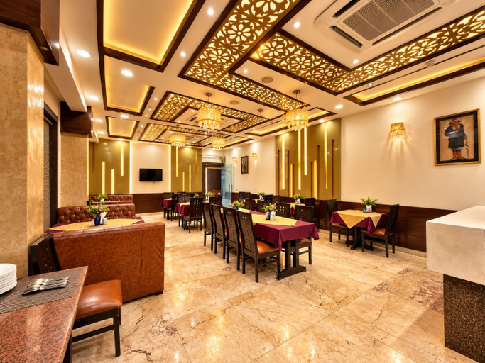 Food & Drinks 5, Hotel Taj Heights, Agra