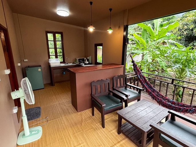 Interior 5, Honey Home Pai, Pai