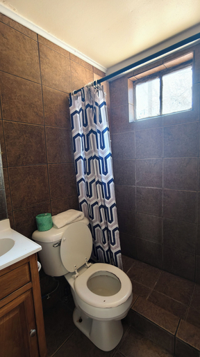 Bathroom 2, La-Ze L Motel Cushing OK, Payne