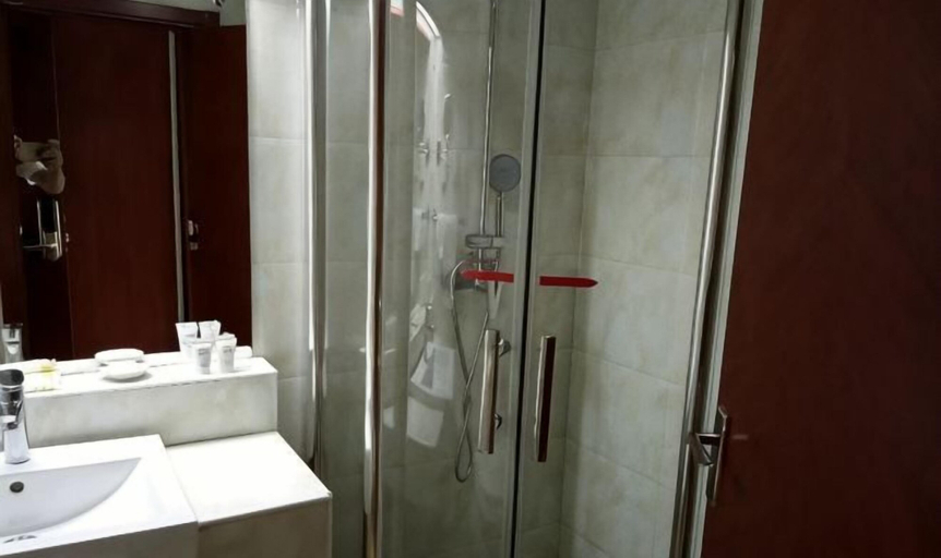 Bathroom 4, Shuangyang Hotel, Beijing