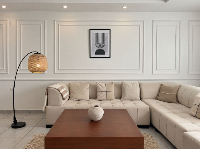 Living area 2, Spacieux 3 chambres Boulevard des Lions, Bir El Djir