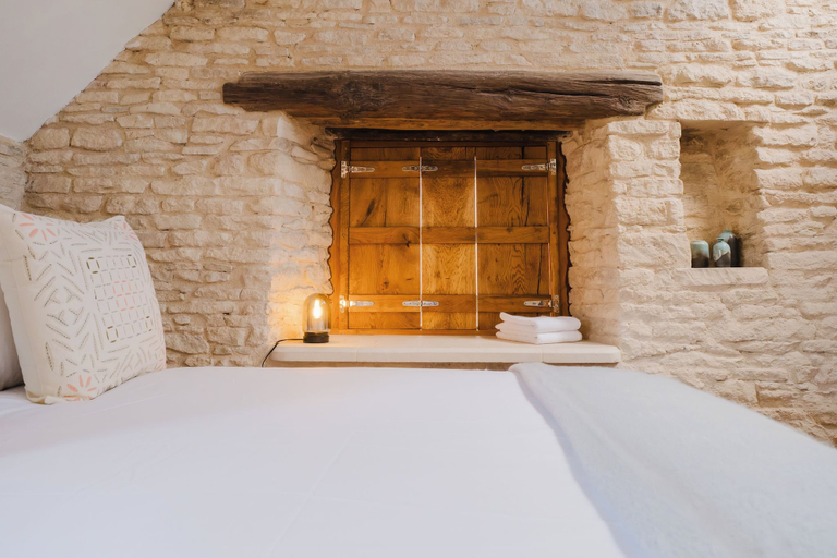 Room 4, Beautiful 4BD Cottage in Minchinhampton, Gloucestershire