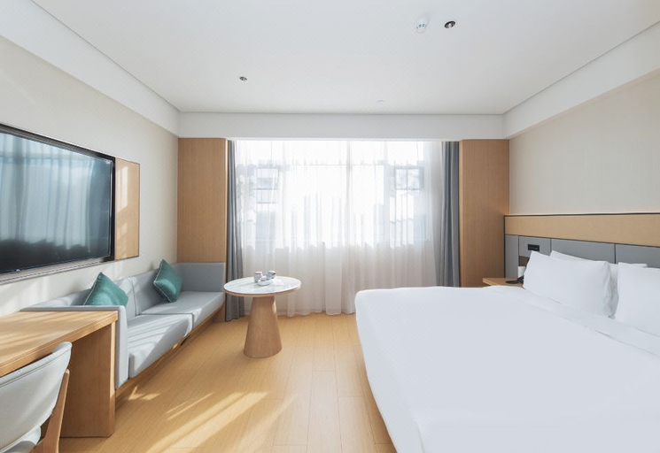Bedroom 2, Ji Hotel (Shanghai Bao'an Road Subway Station Stor, Shanghai