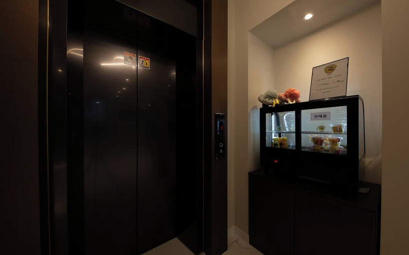 Others 1, Hotel RIACE, Suwon