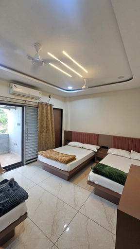 Room 4, Hotel Mahakal Palace, Ujjain