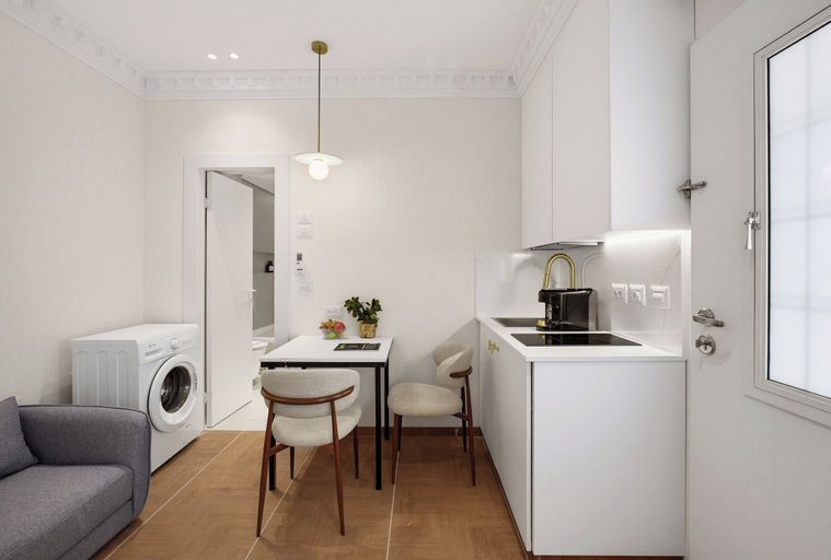 Interior 2, baraca botique -hamadregot 8