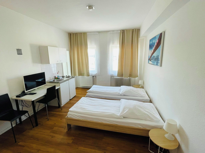 Bedroom 4, Westend Hotel, Köln