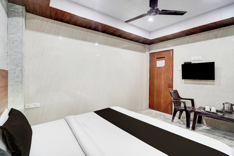 Room 2, Hotel O Govind Nagar Kanpur, Kanpur Nagar