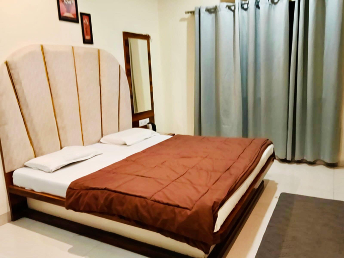 Room 4, HOTEL MANSAROVAR, East Nimar