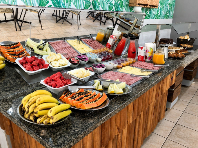 Food & Drinks 5, Hotel Emburi, Piratininga