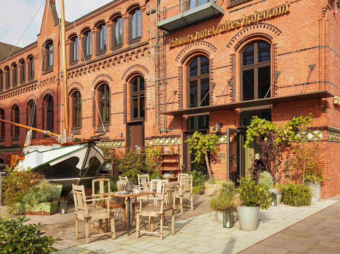Exterior & Views 1, 25hours Hotel Altes Hafenamt, Hamburg