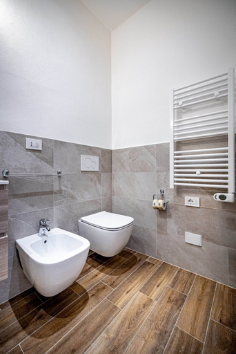 Bathroom 5, Giannotti, Florence