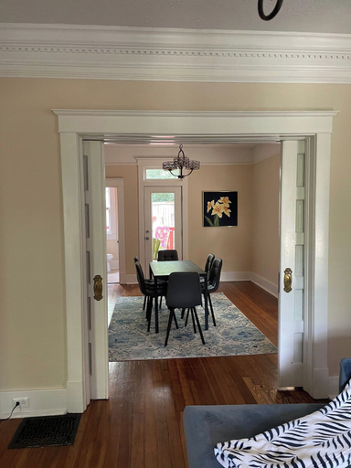 Interior 4, Pine Street House, Shelby